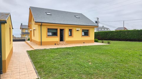 Foto 3 de Casa o chalet en venta en Rúa Das Brañas, 84, Castiñeiras, Ribeira