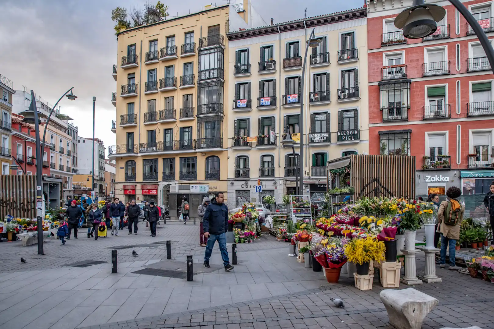 Exterior view of Commercial properties for sale in Madrid  with Air Conditioner