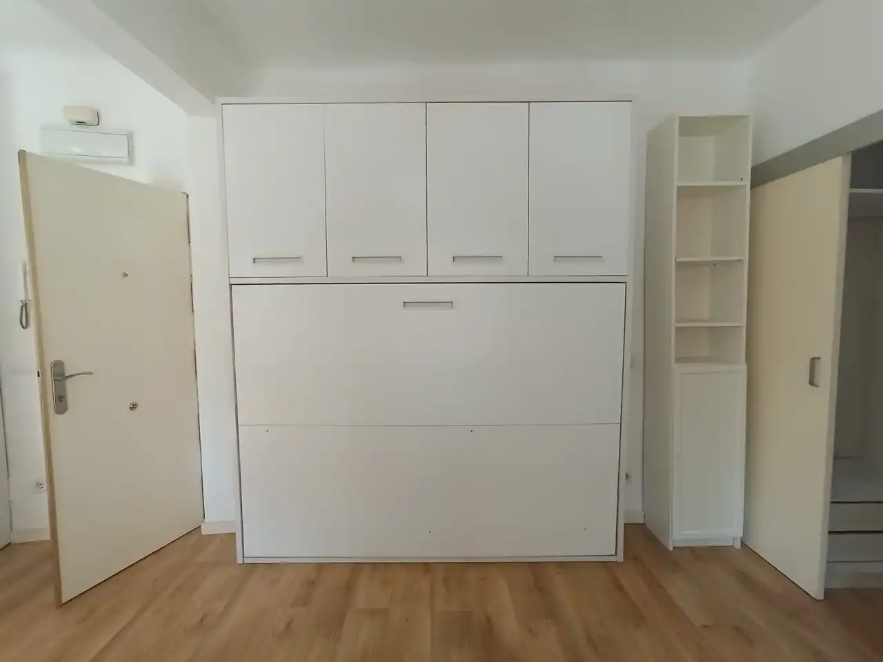 Habitación de Estudio de alquiler en Madrid con Aire acondicionado, Calefacción y Amueblado