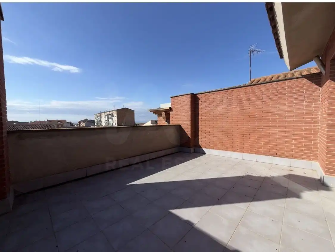 Casa aparellada en venda a Balaguer, imagen 37