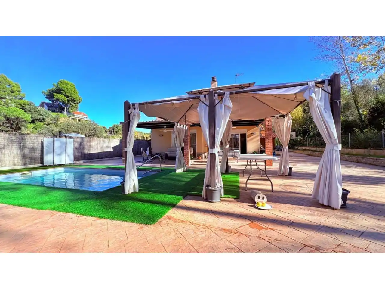 Jardí de Casa o xalet en venda en Castellar del Vallès amb Terrassa