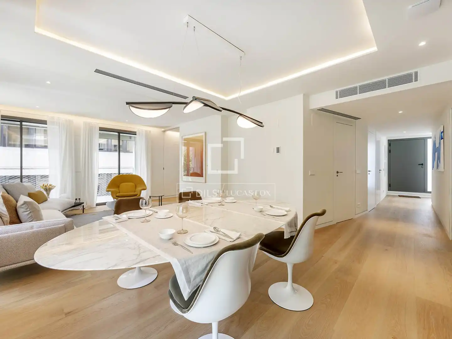 Dining room of Flat for sale in Barcelona  with Air Conditioner, Terrace and Swimming Pool
