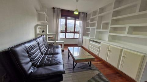 Foto 5 de Apartamento de alquiler en Calle la Campanilla - Sarón, 7, Santa María de Cayón, Cantabria