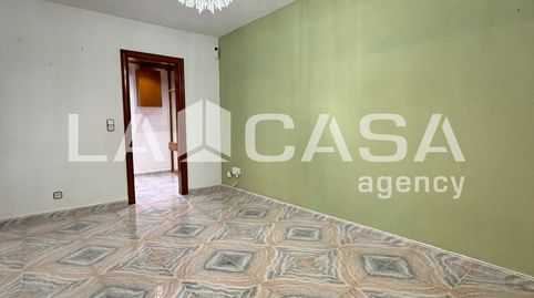Foto 4 de Piso en venta en Llatí, Santa Coloma de Gramenet