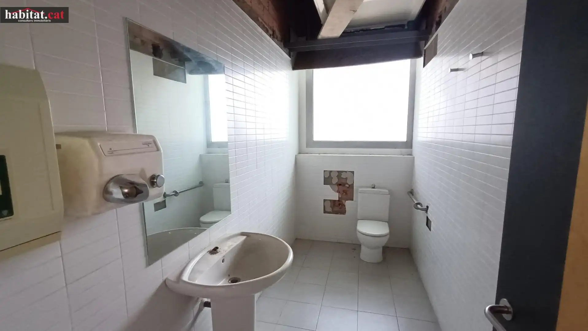 Business premises for sale in Centre Vila, imagen 10