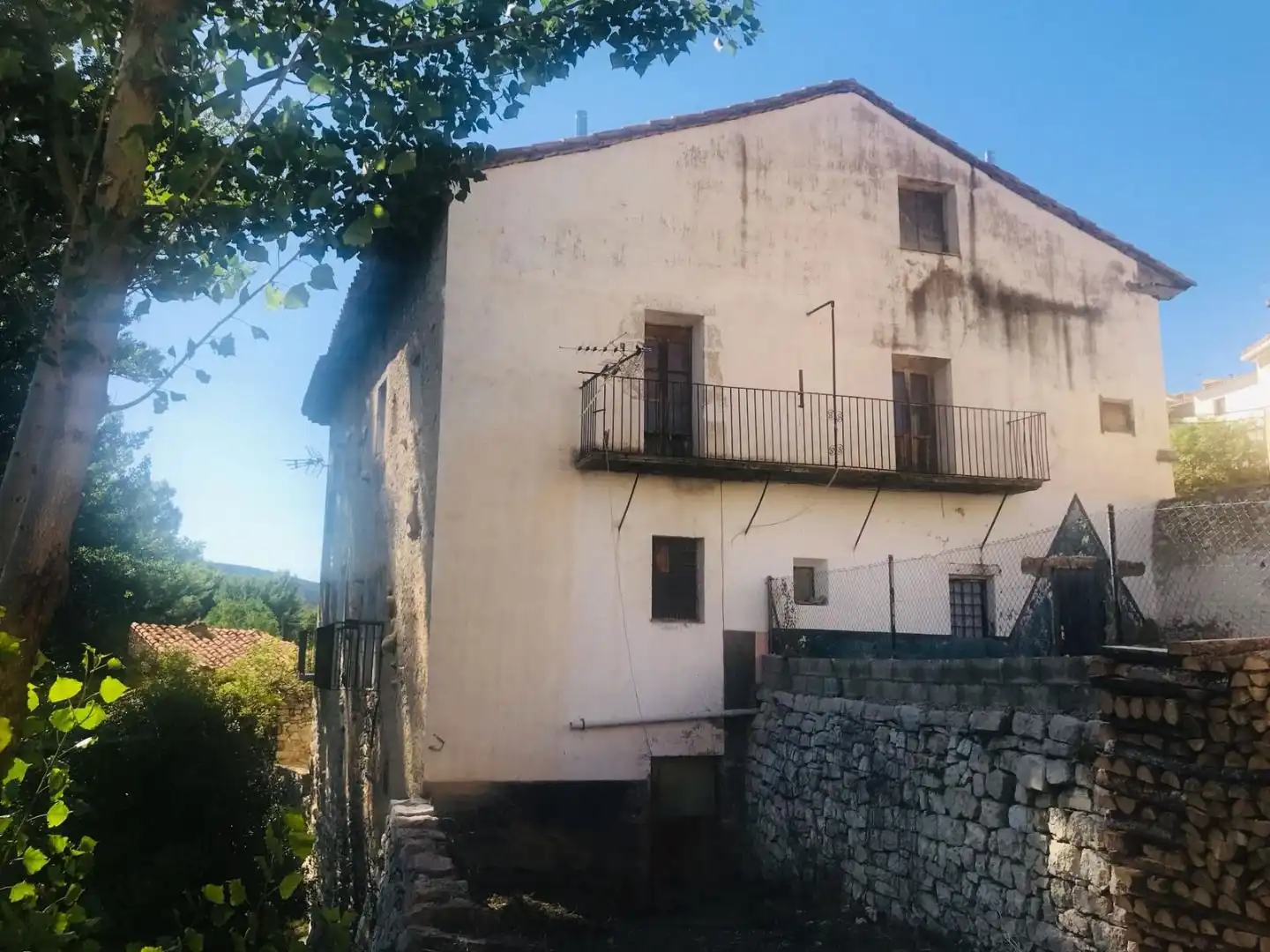 Vista exterior de Casa o xalet en venda en Fortanete amb Terrassa, Traster i Balcó