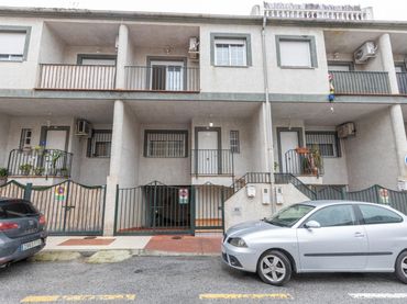Terraced house with garden for sale in Calle de Joaquim Blume