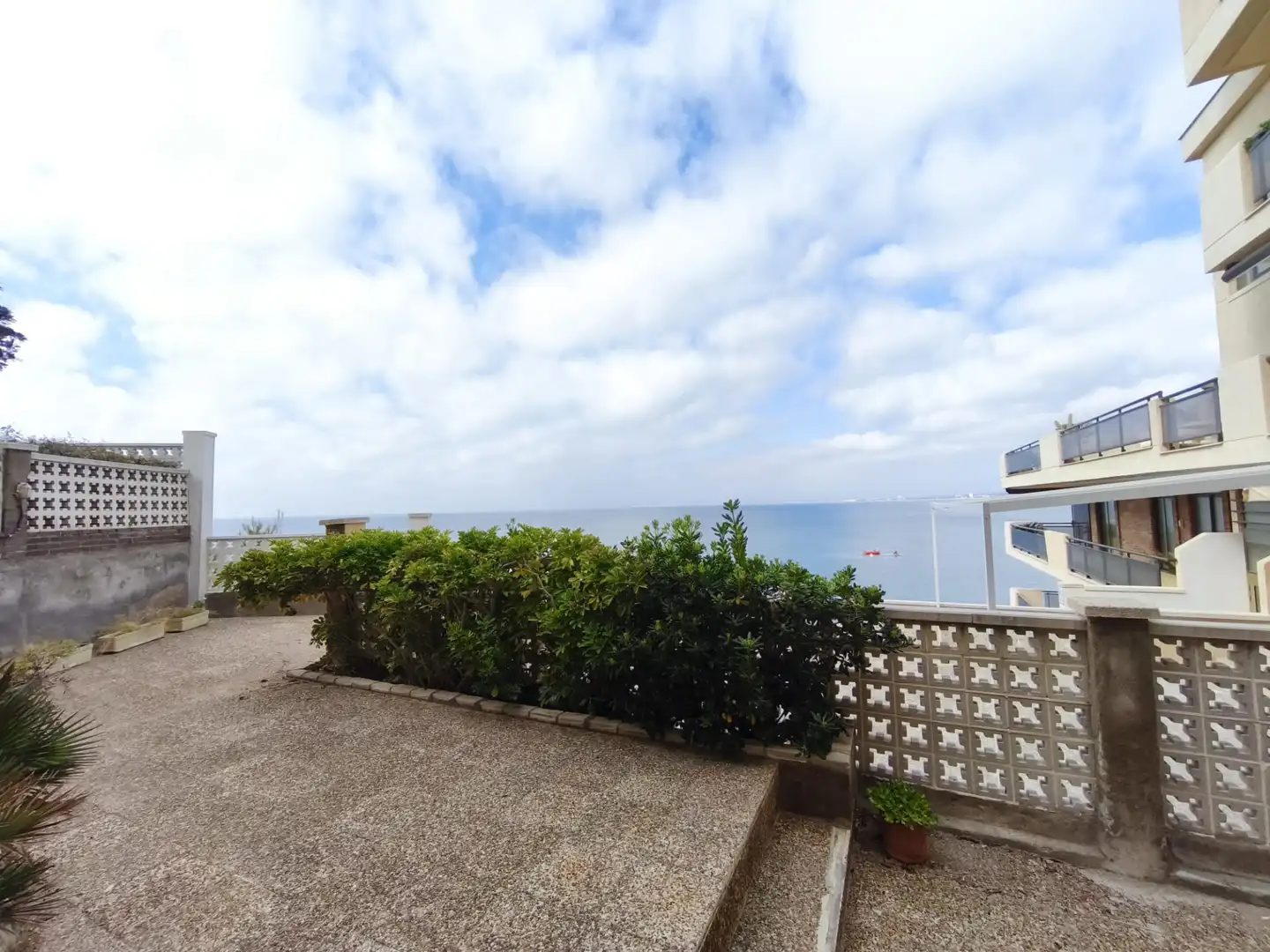 Piso con terraza en venta en Carrer de la Cala de la Font 14, imagen 21