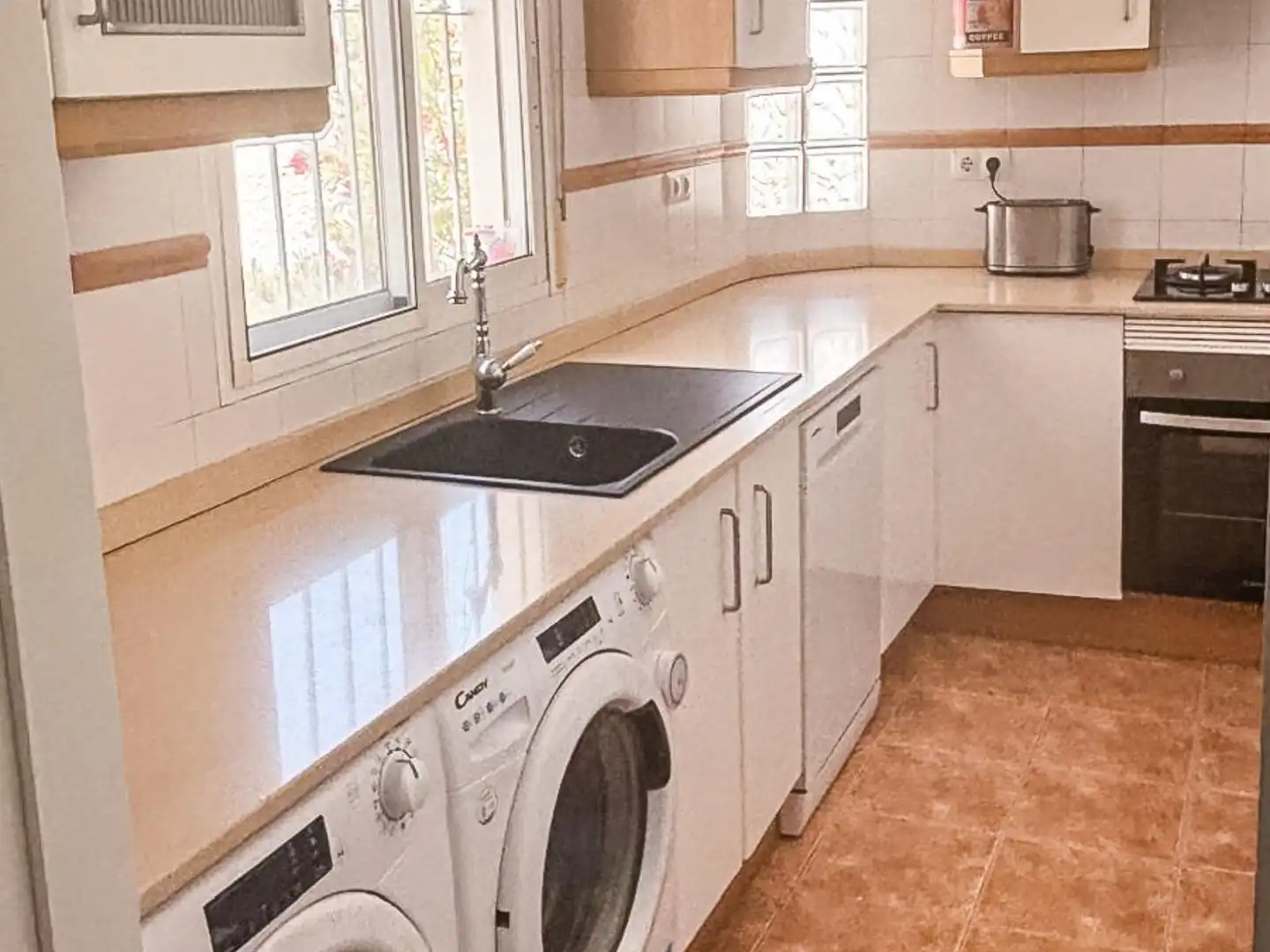 Kitchen of Houses for sale in Busot  with Air Conditioner, Private garden and Swimming Pool