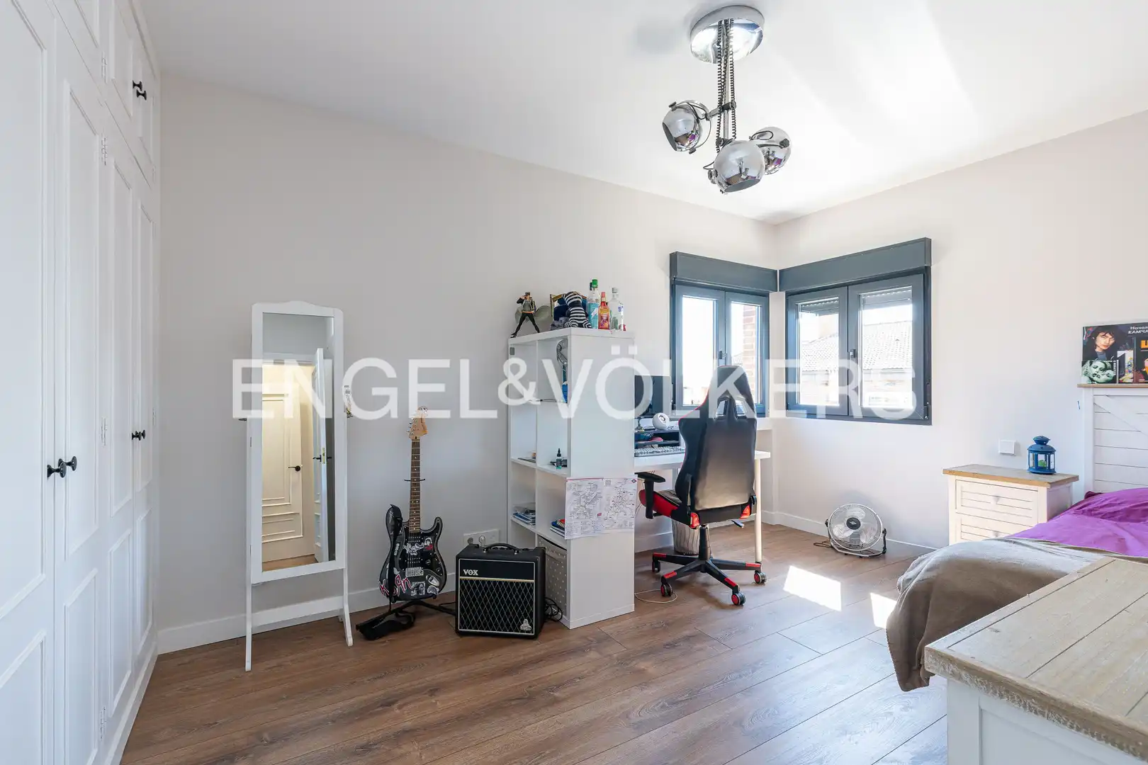 Living room of Houses for rent in Pozuelo de Alarcón  with Heating, Private garden and Terrace