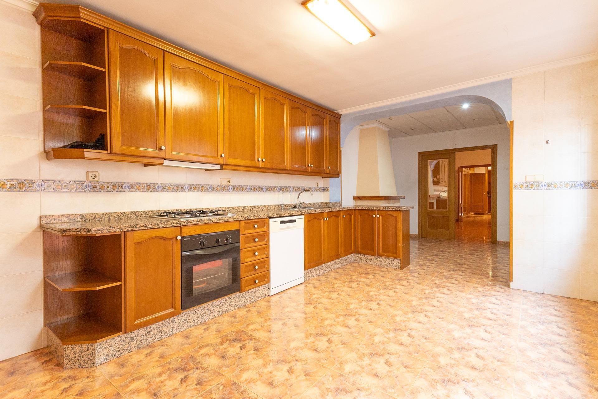 Cuina de Casa o xalet en venda en San Vicente del Raspeig / Sant Vicent del Raspeig amb Aire condicionat