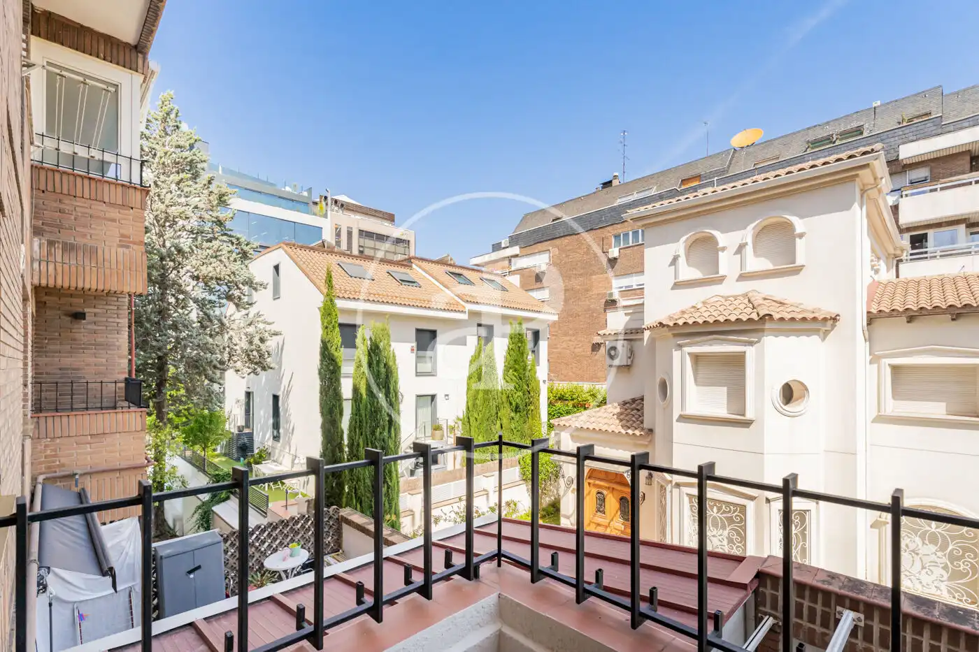 Vista exterior de Piso en venta en Madrid con Aire acondicionado, Calefacción y Balcón