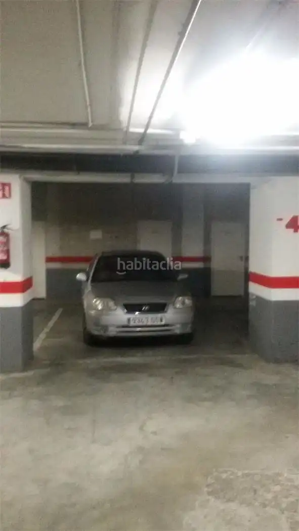 Individual en alquiler en Carrer Gregal 7