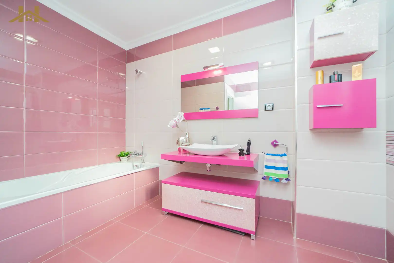 Bathroom of Houses for sale in Cubas de la Sagra  with Air Conditioner, Heating and Terrace