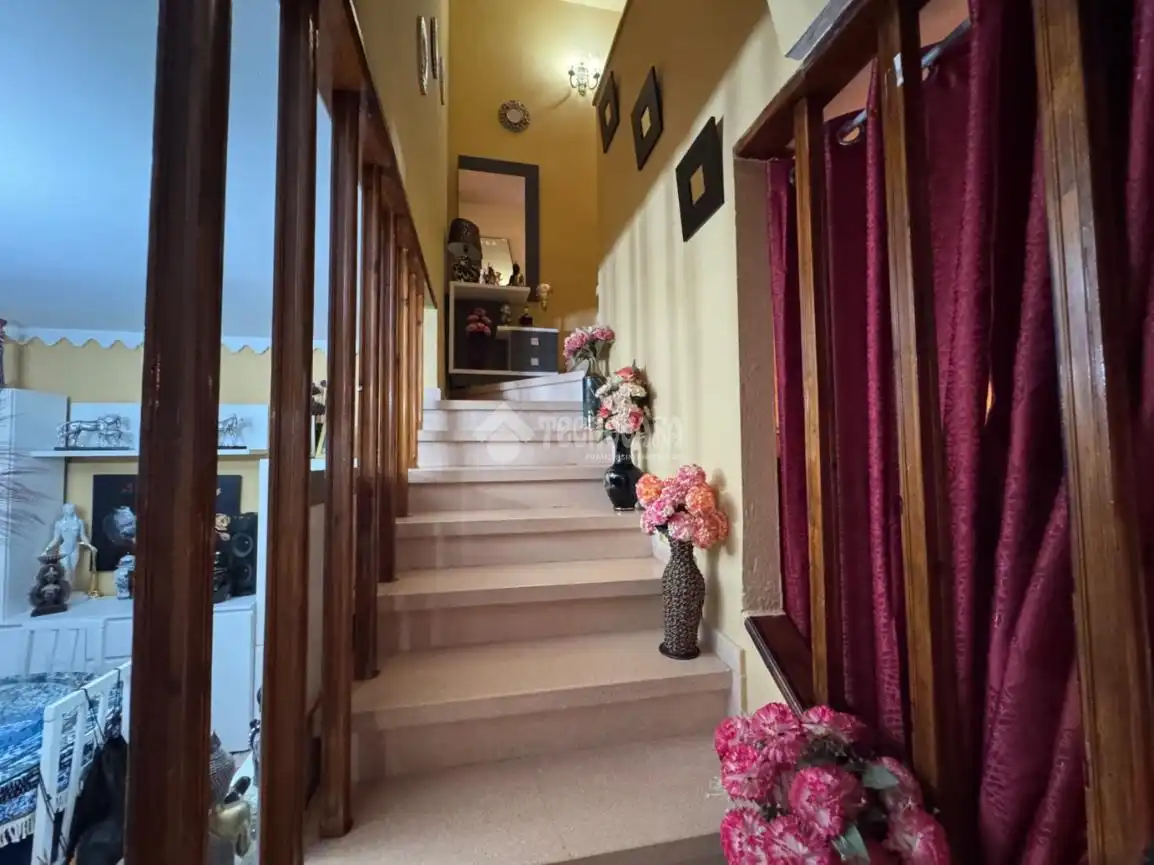Casa adosada en venta en Écija