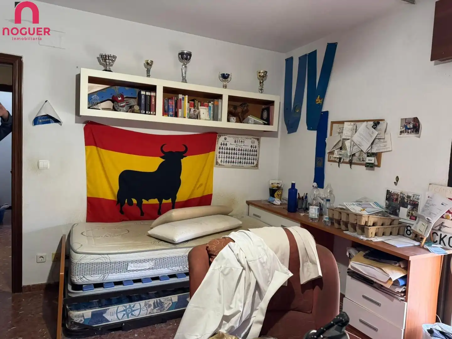 Dormitori de Casa o xalet en venda en Córdoba amb Terrassa i Balcó