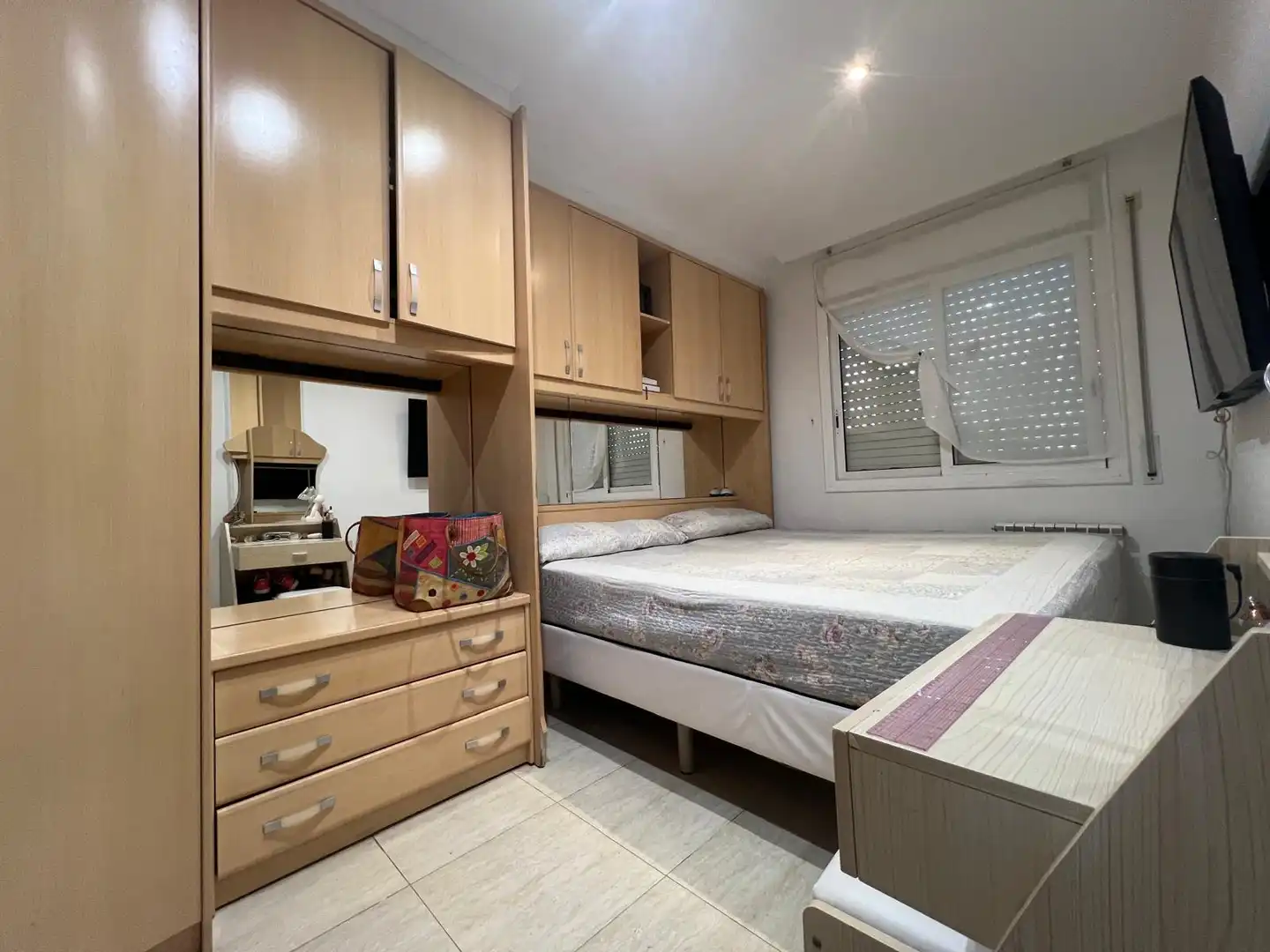Habitación de Casa adosada en venta en Sant Martí de Tous con Calefacción, Trastero y Horno