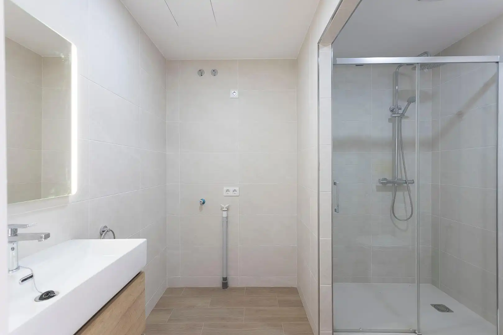 Badezimmer von Wohnung zur Miete in Barcelona mit Terrasse