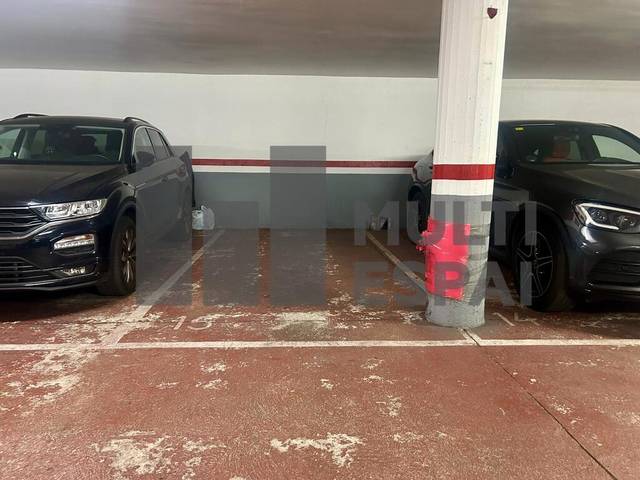 Garaje en Alquiler en Passeig de Sant Gervasi en El Putget i el Farró