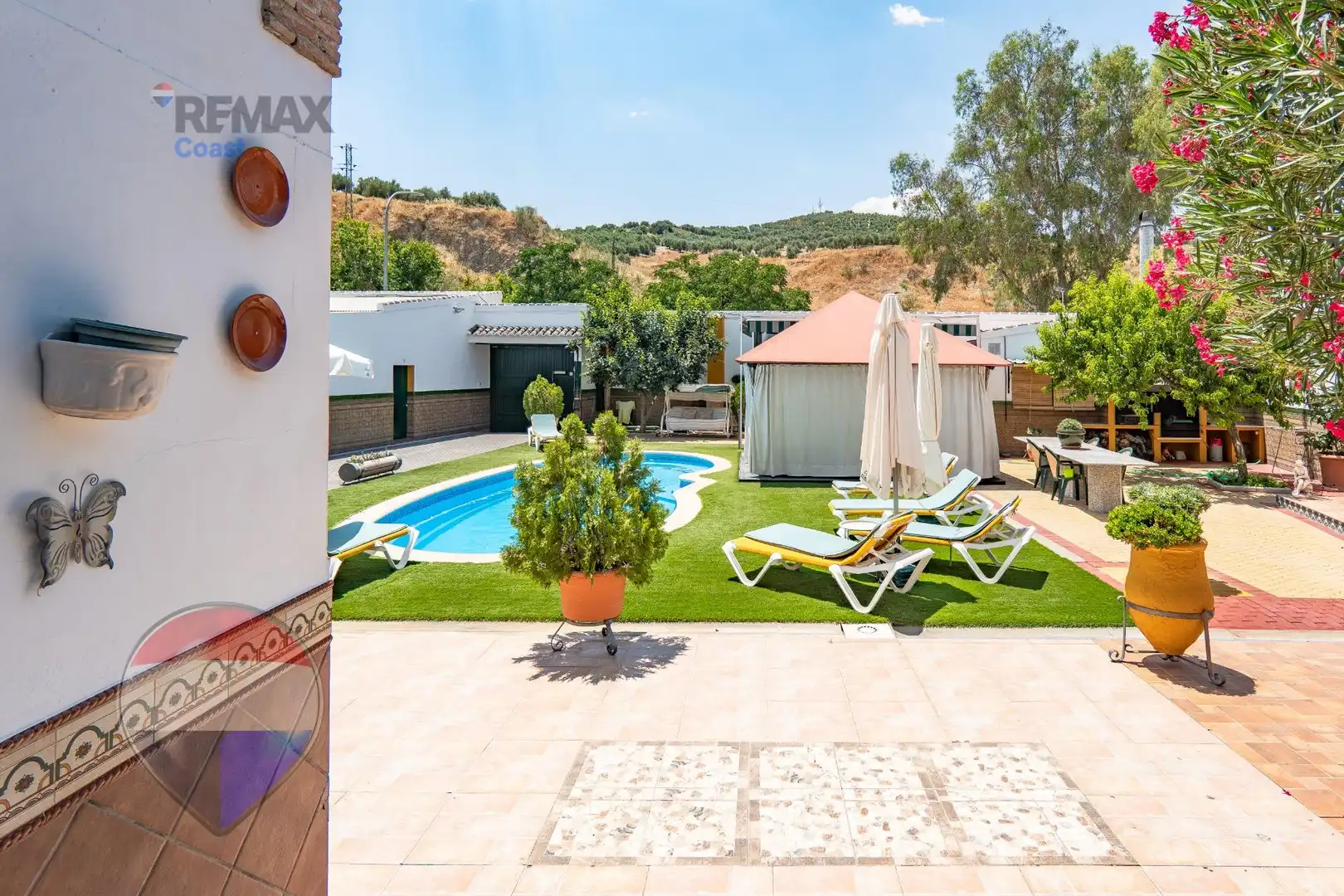 Exterior view of Houses for sale in Cuevas Bajas  with Heating, Private garden and Swimming Pool