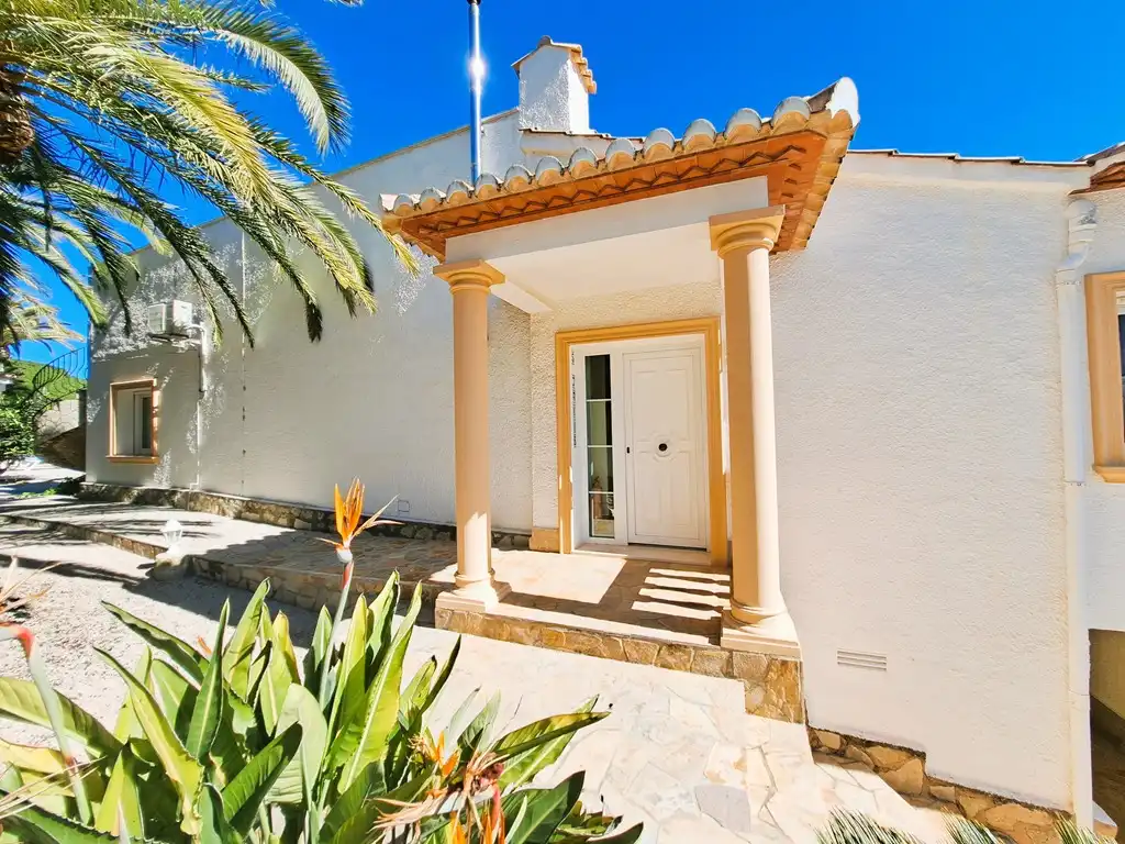 Houses for sale in Dénia  with Air Conditioner, Heating and Private garden