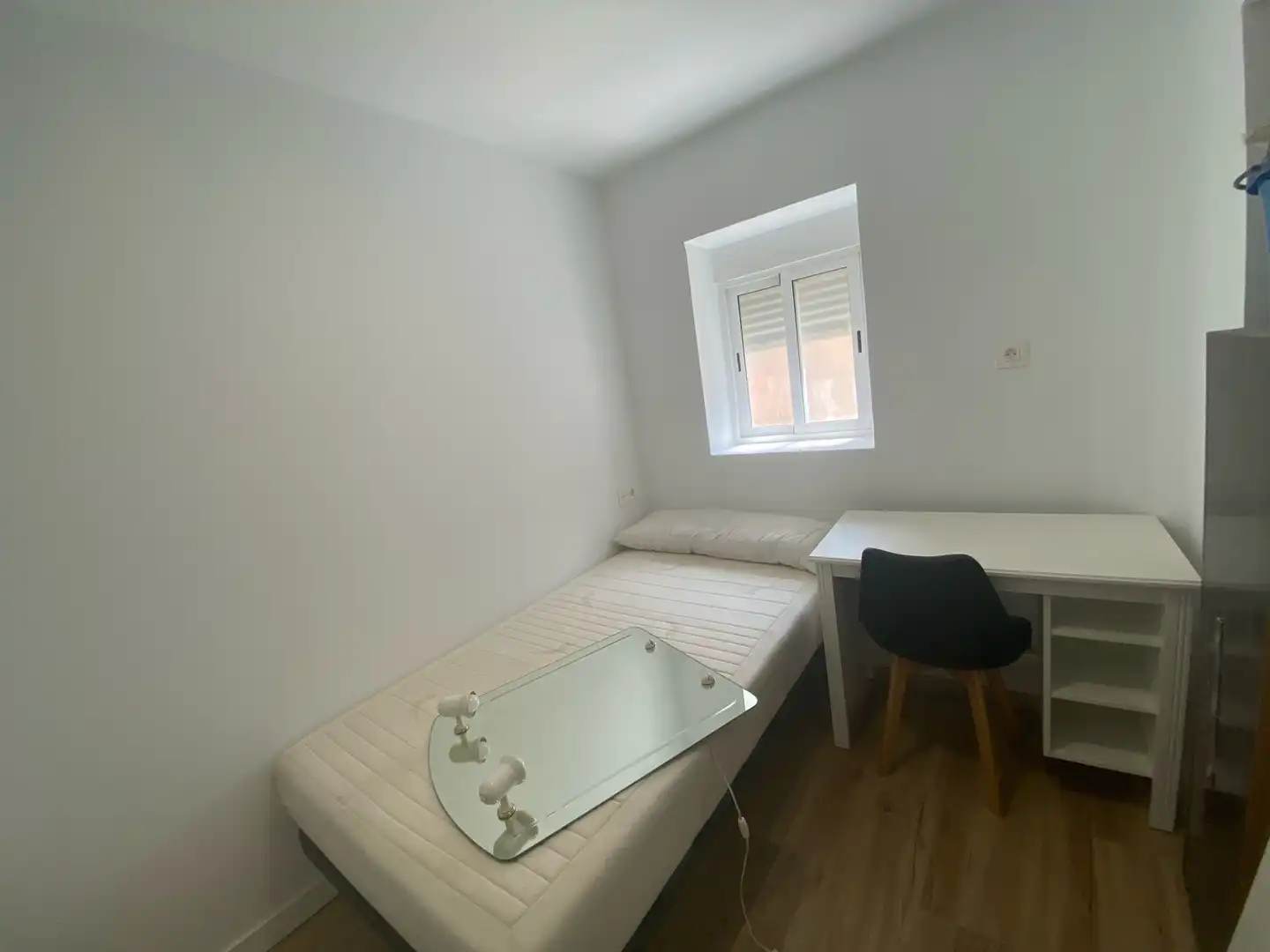 Wohnung zur Miete in Placeta Larra, 2, Barrio de Zaidín