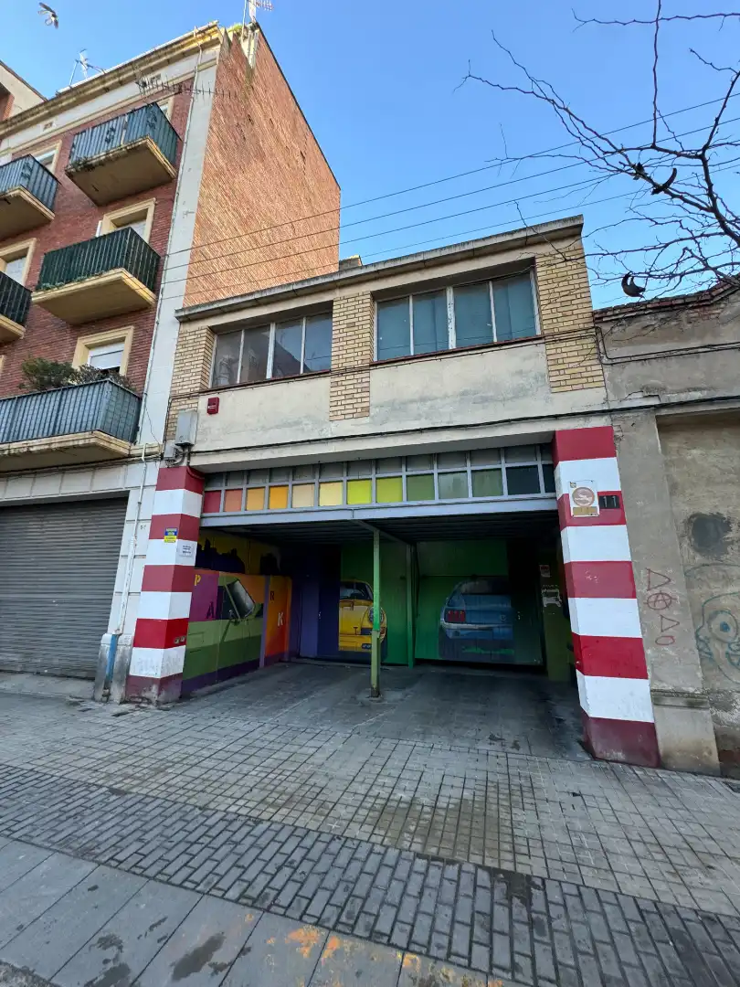 Individuale in vendita a Carrer Paer Casanovas 11