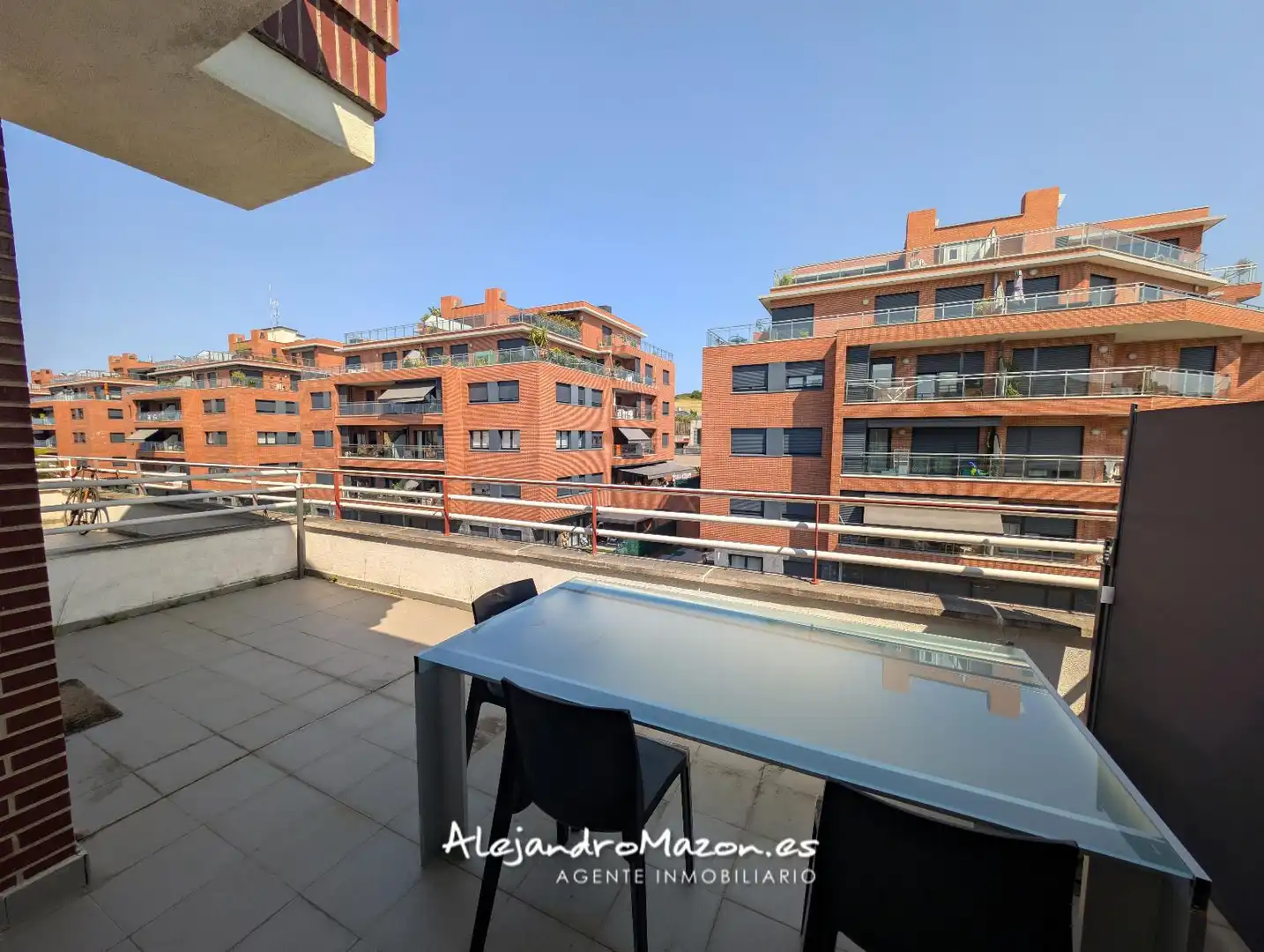 Terraza de Ático en venta en Castro-Urdiales con Calefacción, Parquet y Terraza