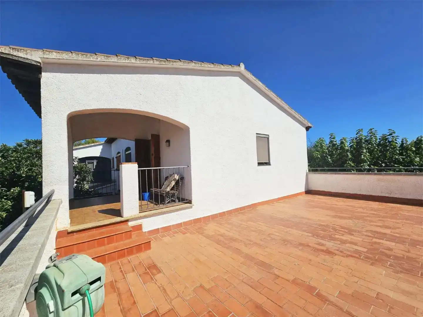 Terrassa de Casa adosada en venda en Pacs del Penedès amb Aire condicionat, Jardí privat i Traster