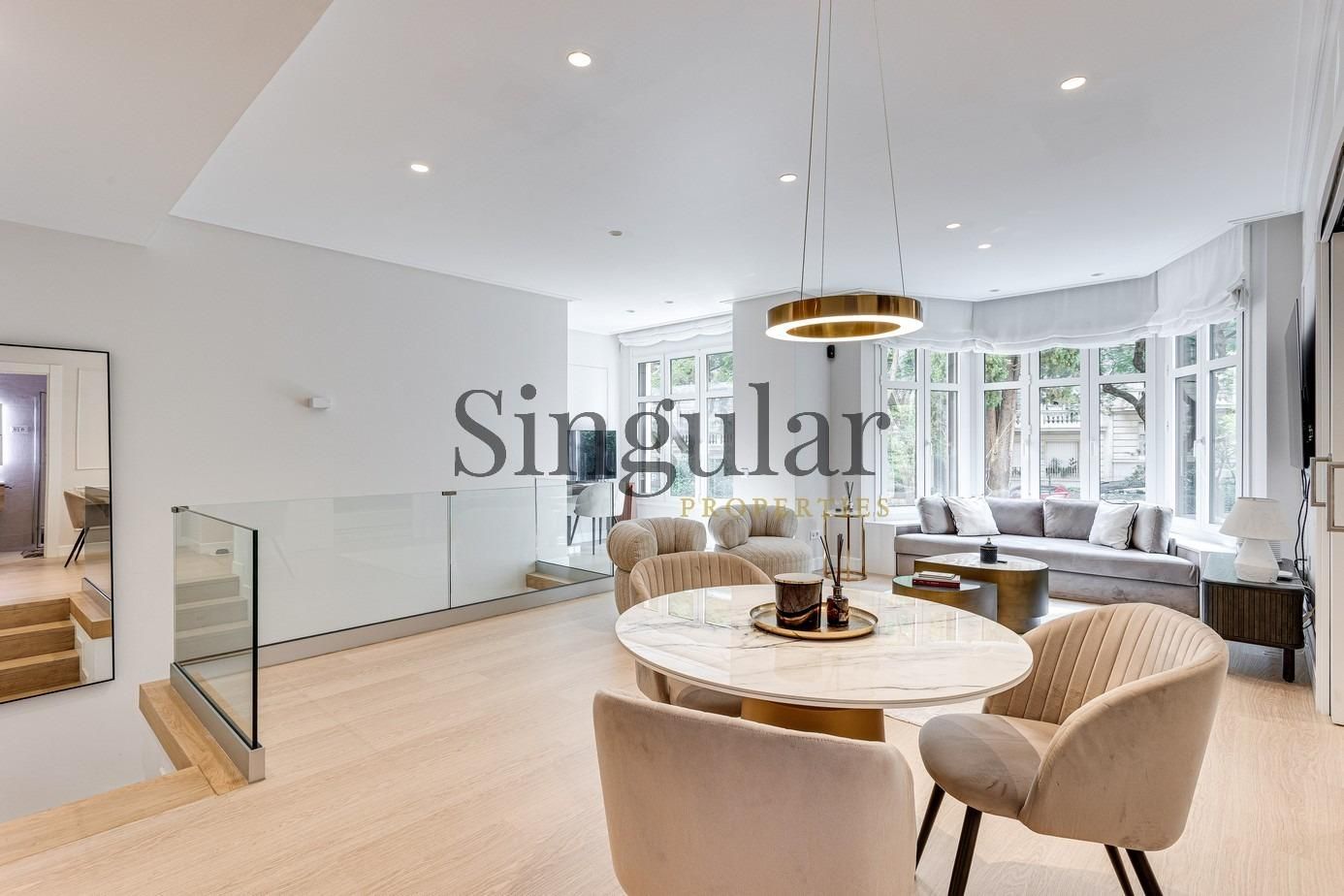 Menjador de Planta baixa en venda en  Barcelona Capital amb Calefacció i Terrassa