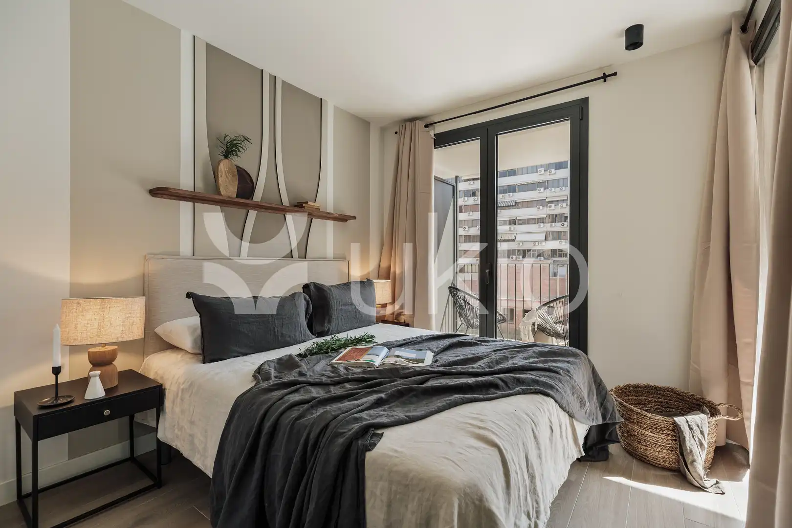 Schlafzimmer von Wohnungen zur Miete in Barcelona mit Klimaanlage, Heizung und Möbliert