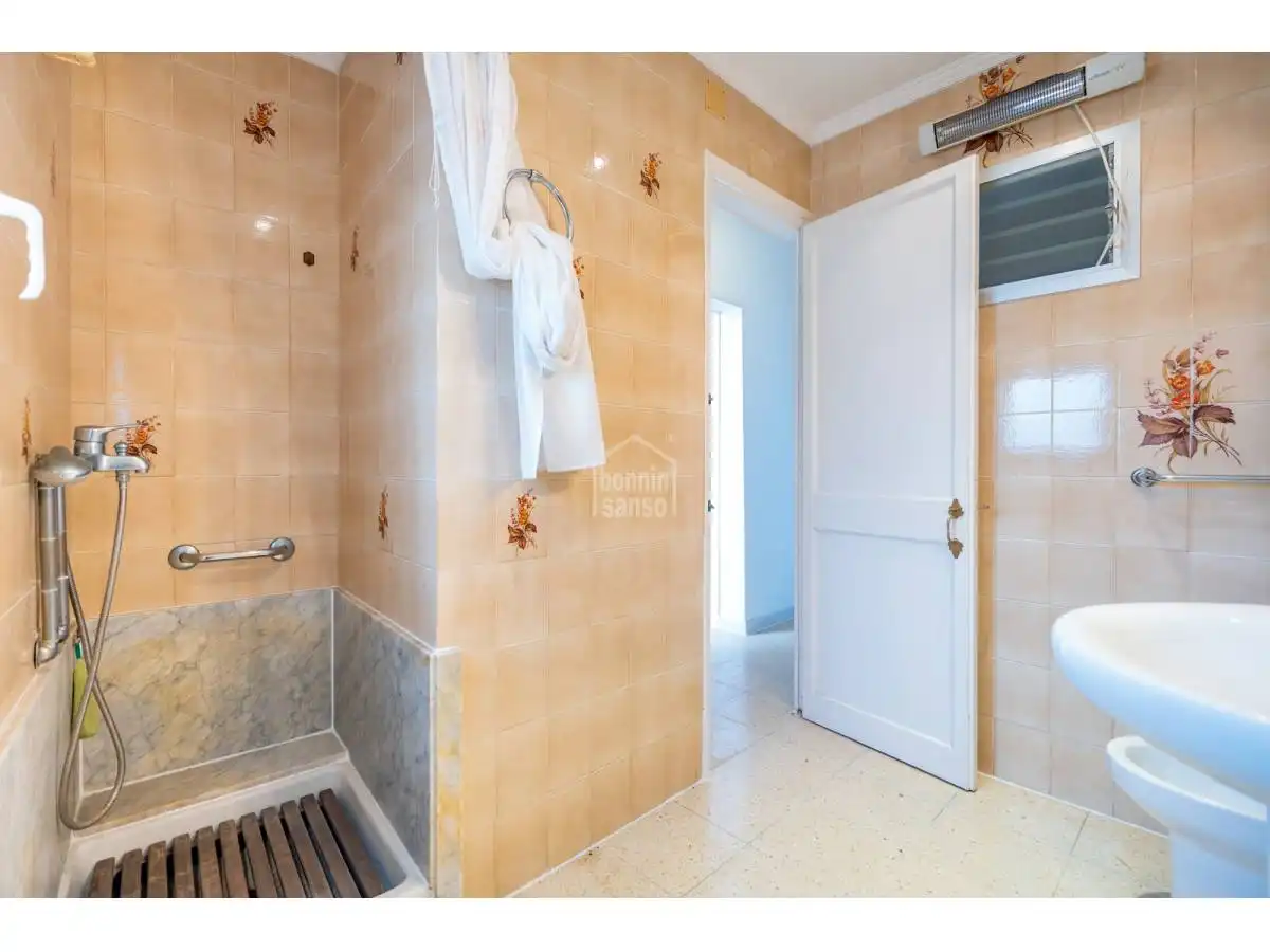 Bany de Apartament en venda en Maó - Mahón amb Jardí privat i Terrassa