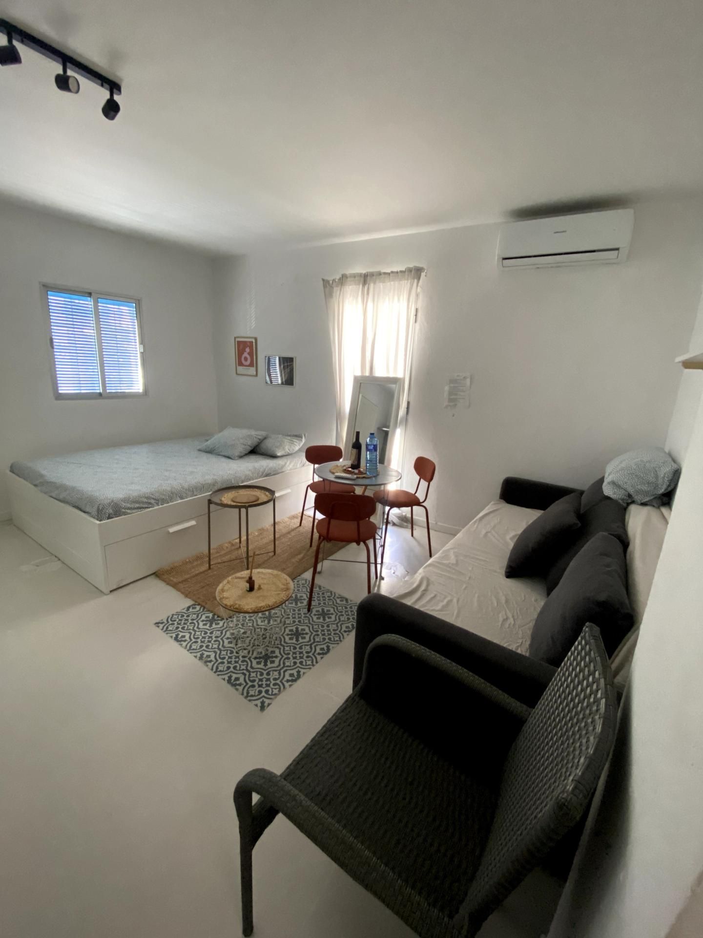 Bedroom of Single-family semi-detached for sale in  Sevilla Capital  with Heating