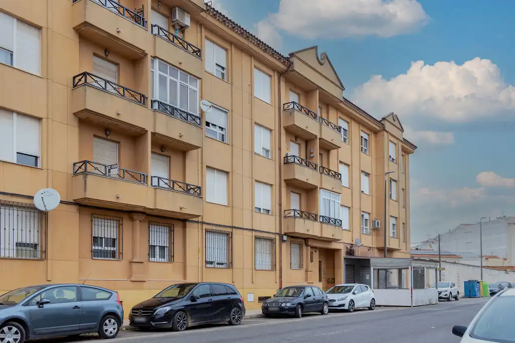 Flat with lift for sale in Av Reyes Católicos, imagen 25
