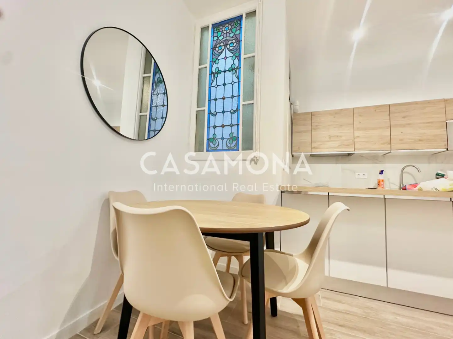 Apartamento con terraza en alquiler en Ciutat Vella, imagen 2