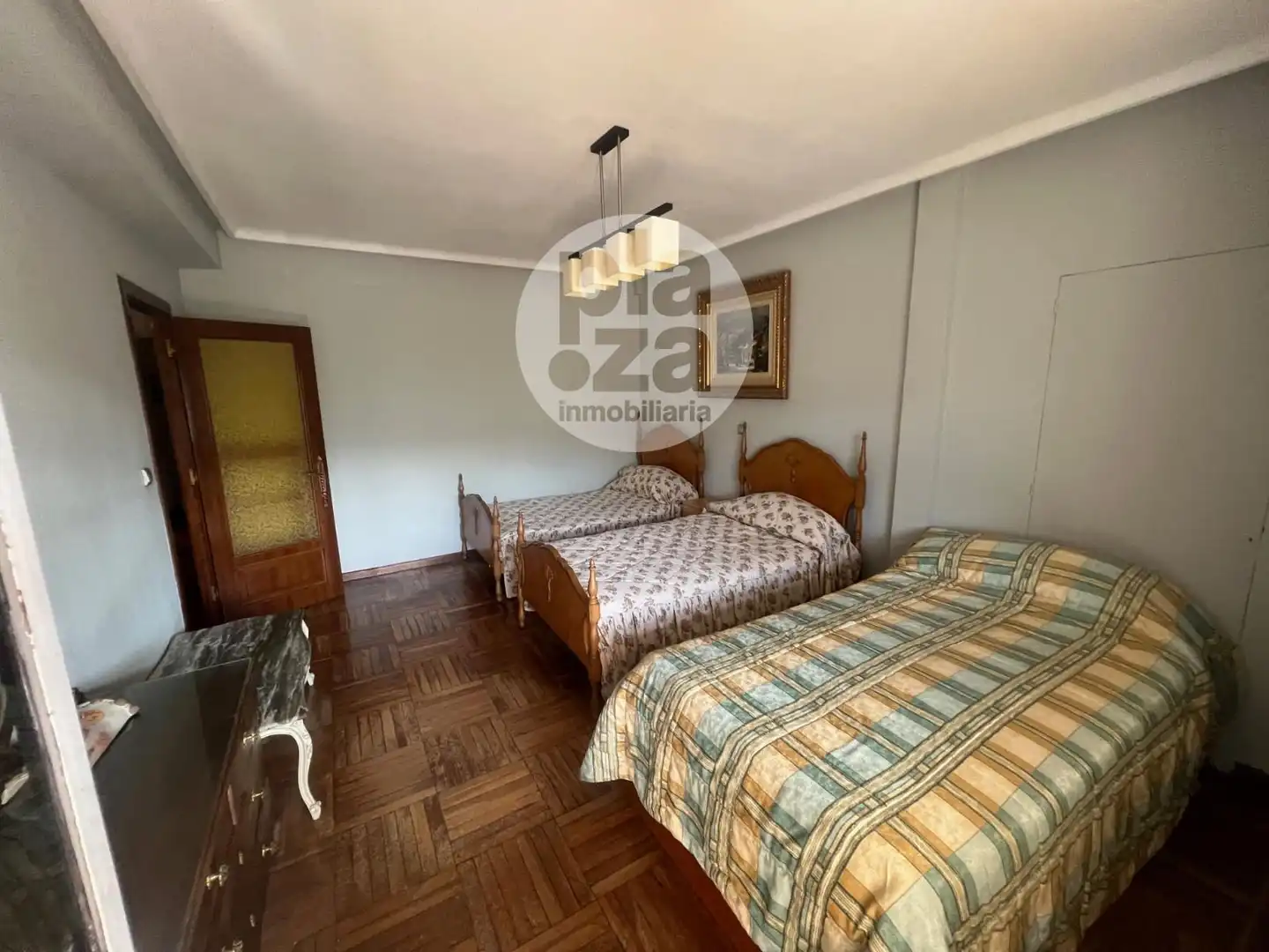 Habitación de Piso en venta en Burgos con Terraza y Trastero