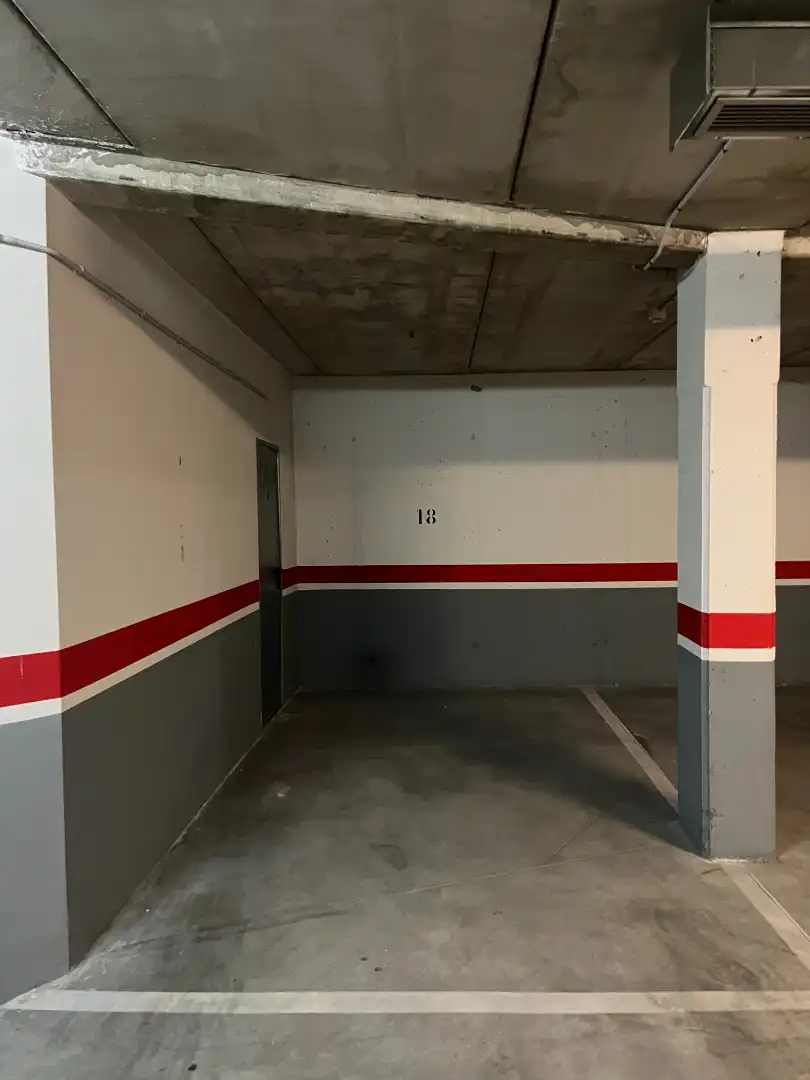 Individual amb ascensor en venda a Calle Jardines 72, imagen 4