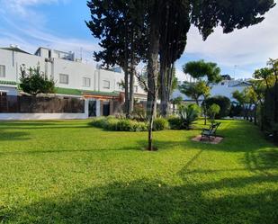 Jardí de Casa adosada en venda en Jerez de la Frontera amb Aire condicionat, Jardí privat i Terrassa