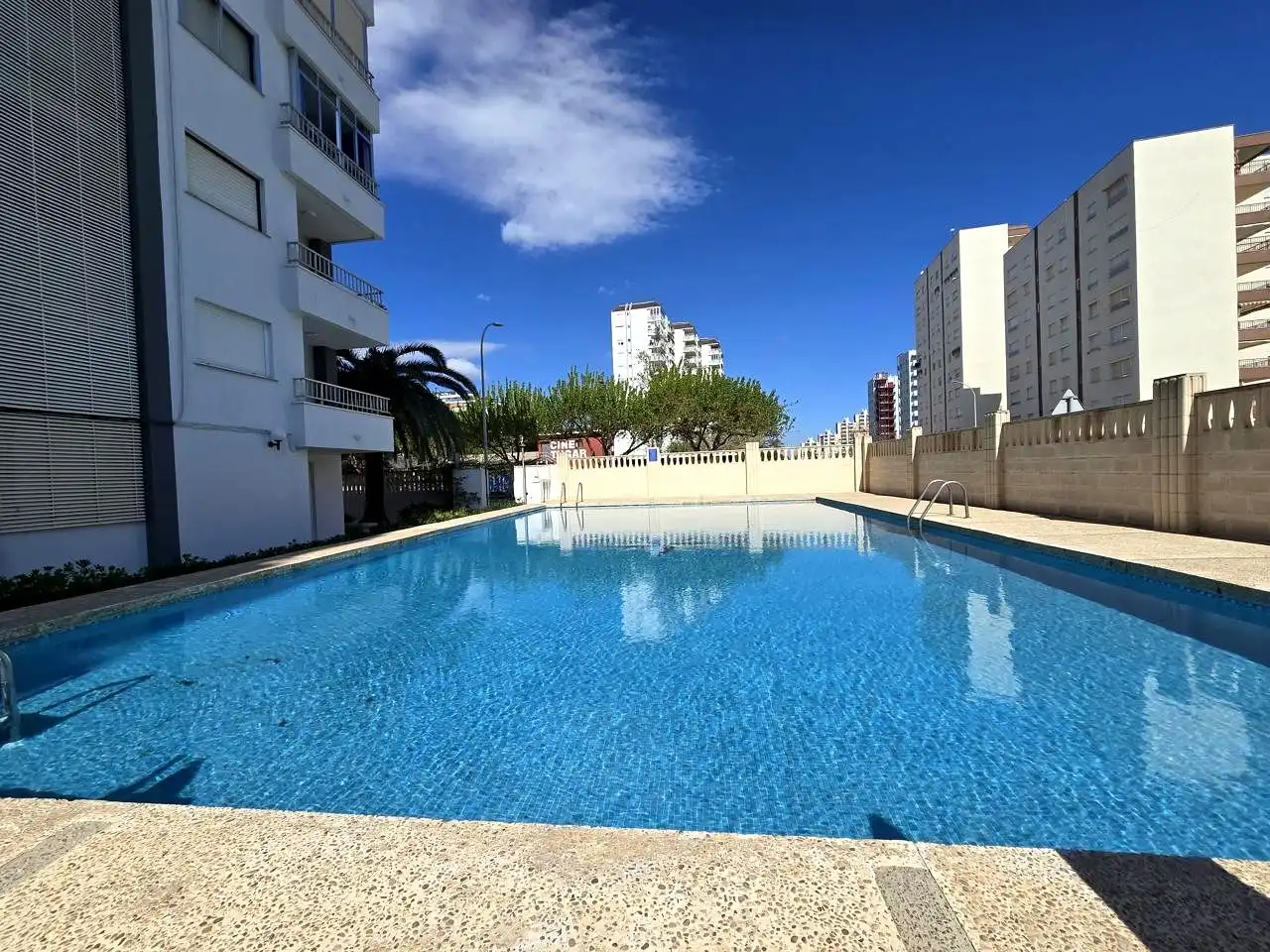 Apartments for rent in De La Rioja, 129, Playa de Gandia