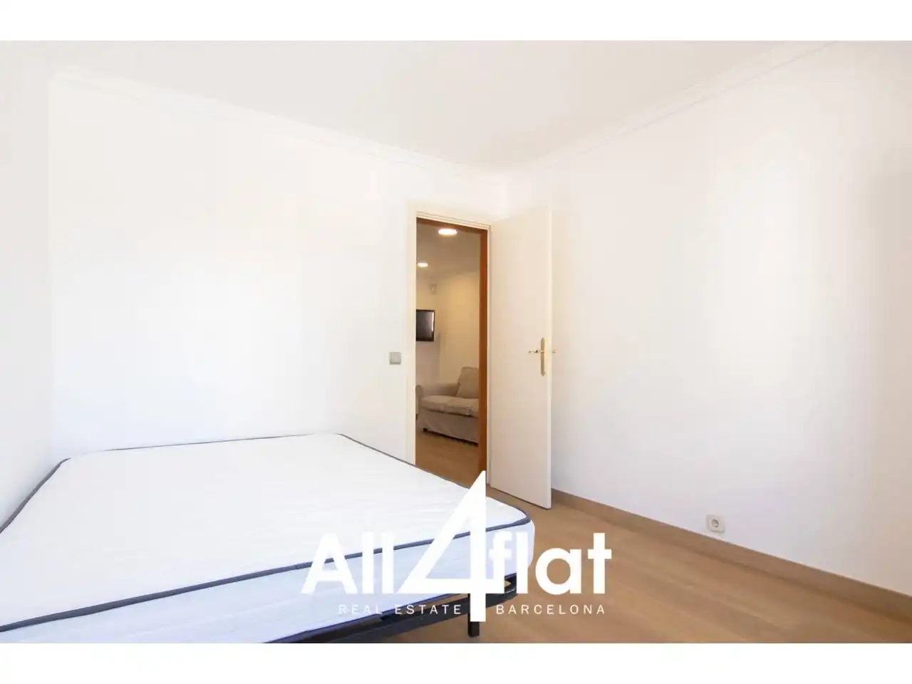 Wohnung zur Miete in Calle Rafael Campalans, La Torrassa