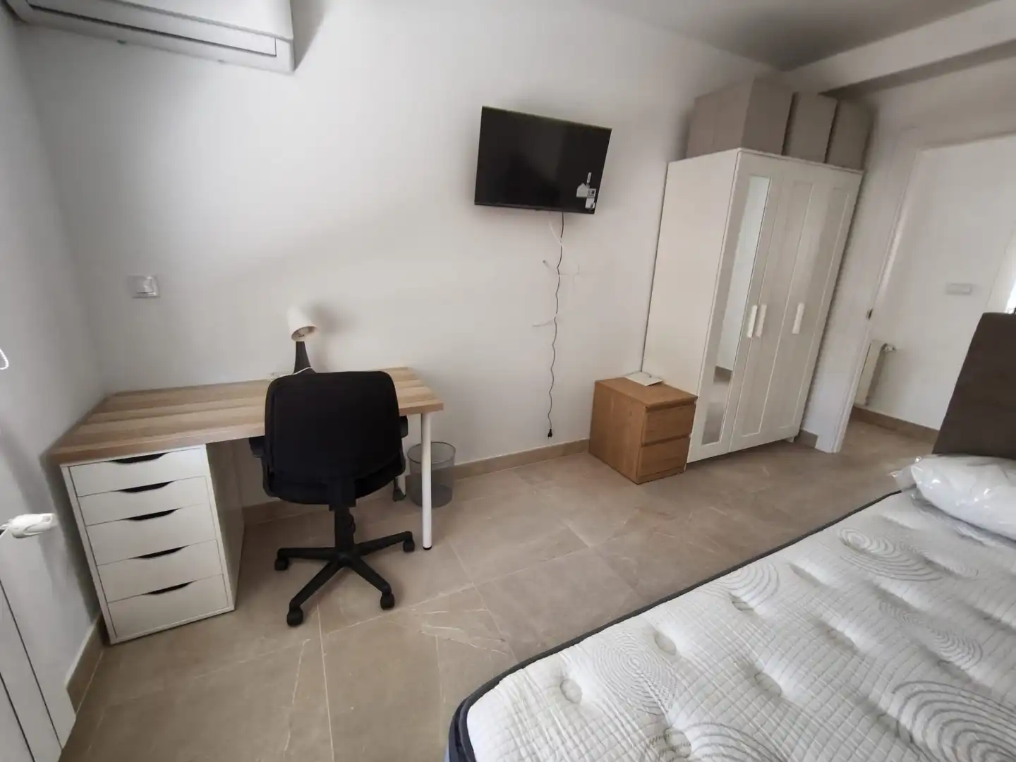 Habitación de Piso para compartir en San Pedro