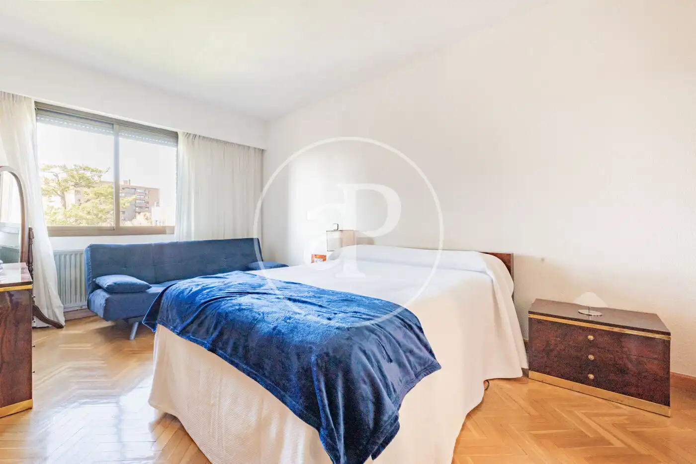 Bedroom of Flat for sale in Madrid  with Heating, Terrace and Storage room