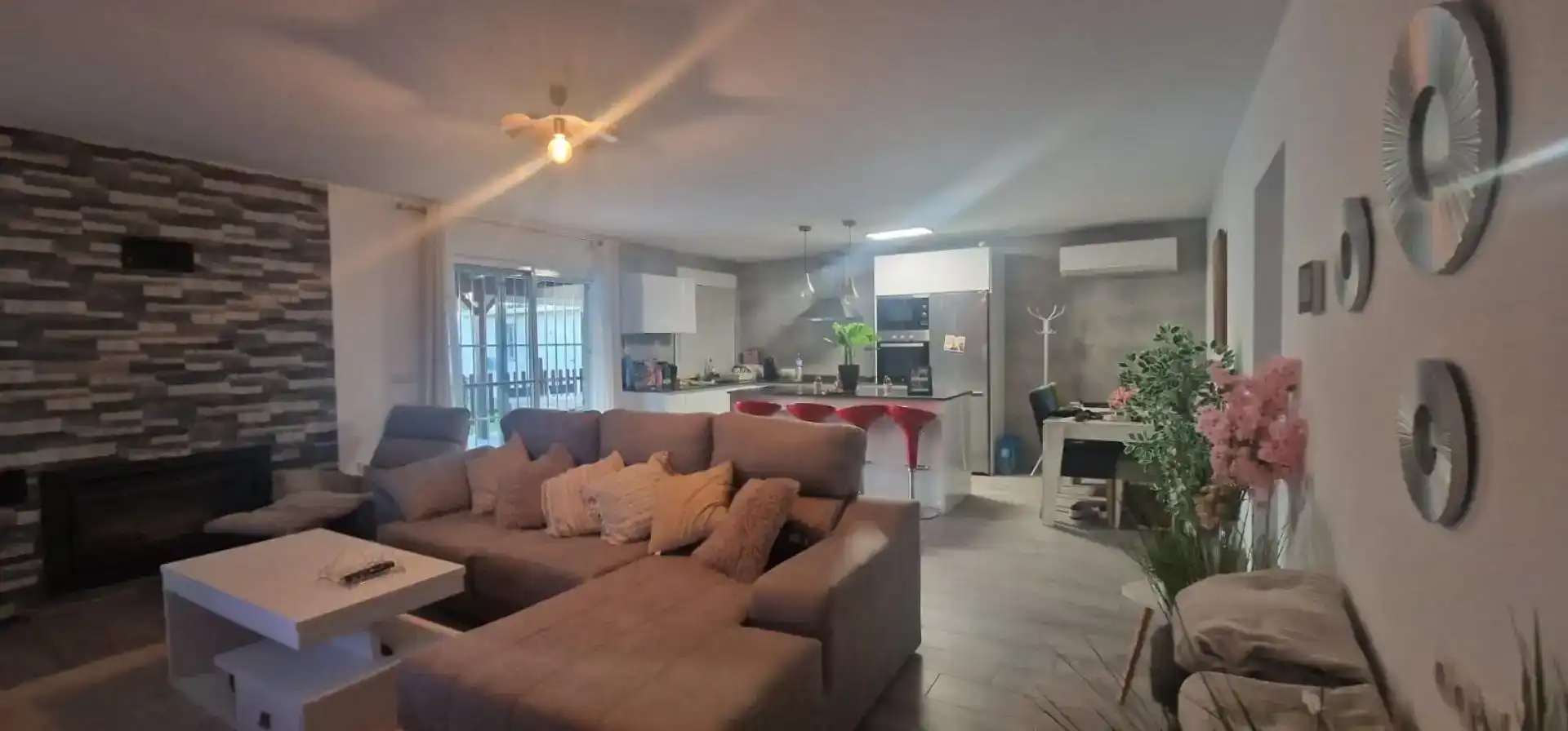 Sala d'estar de Casa o xalet en venda en Murcia amb Aire condicionat, Jardí privat i Piscina