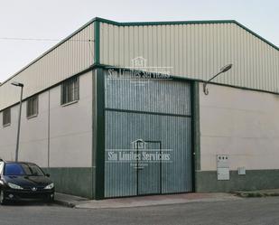 Vista exterior de Nau industrial en venda en Torrejón de la Calzada