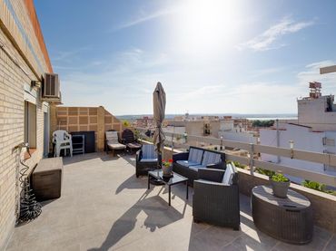 Ático con ascensor en venta en Playa de los Naúfragos