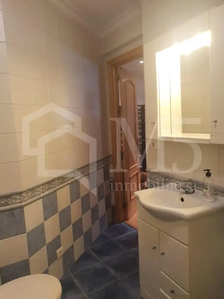 Bathroom of Flat for sale in Olvera  with Furnished