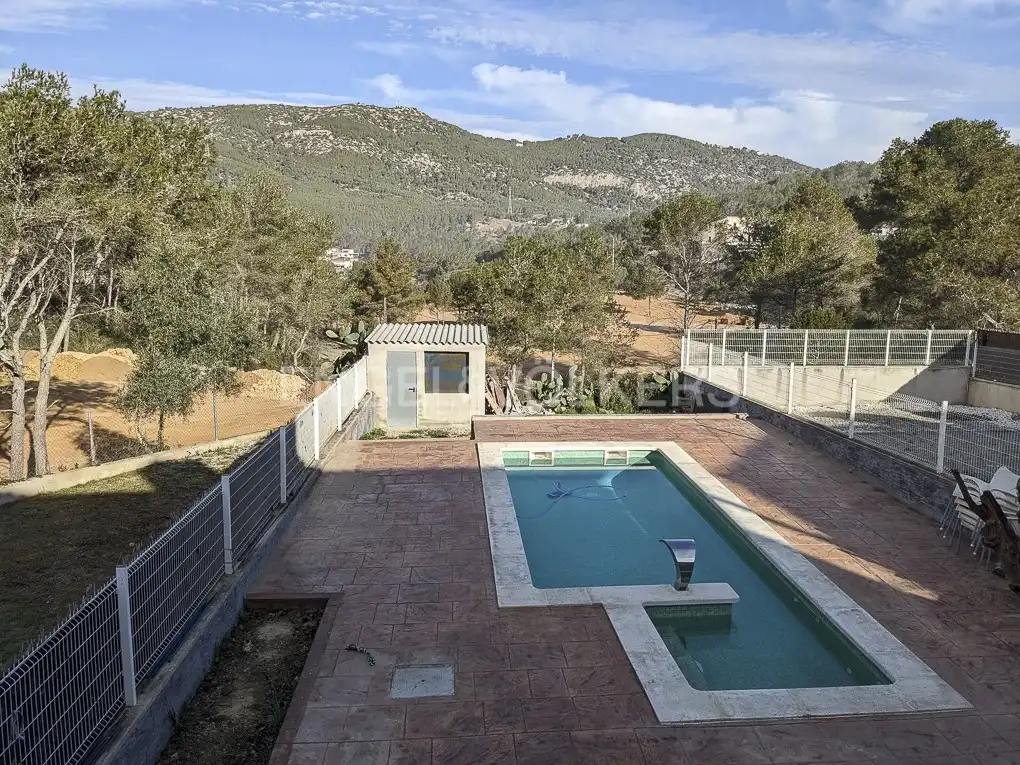 Swimming pool of Detached homes for sale in Canyelles  with Heating, Private garden and Terrace