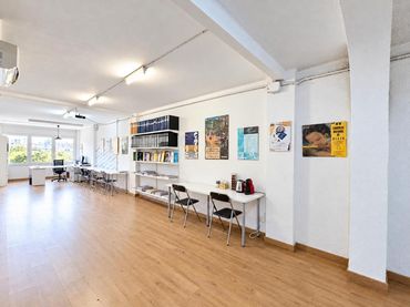 Local comercial en venta en calle de Violant d'Hongria Reina d'Aragó