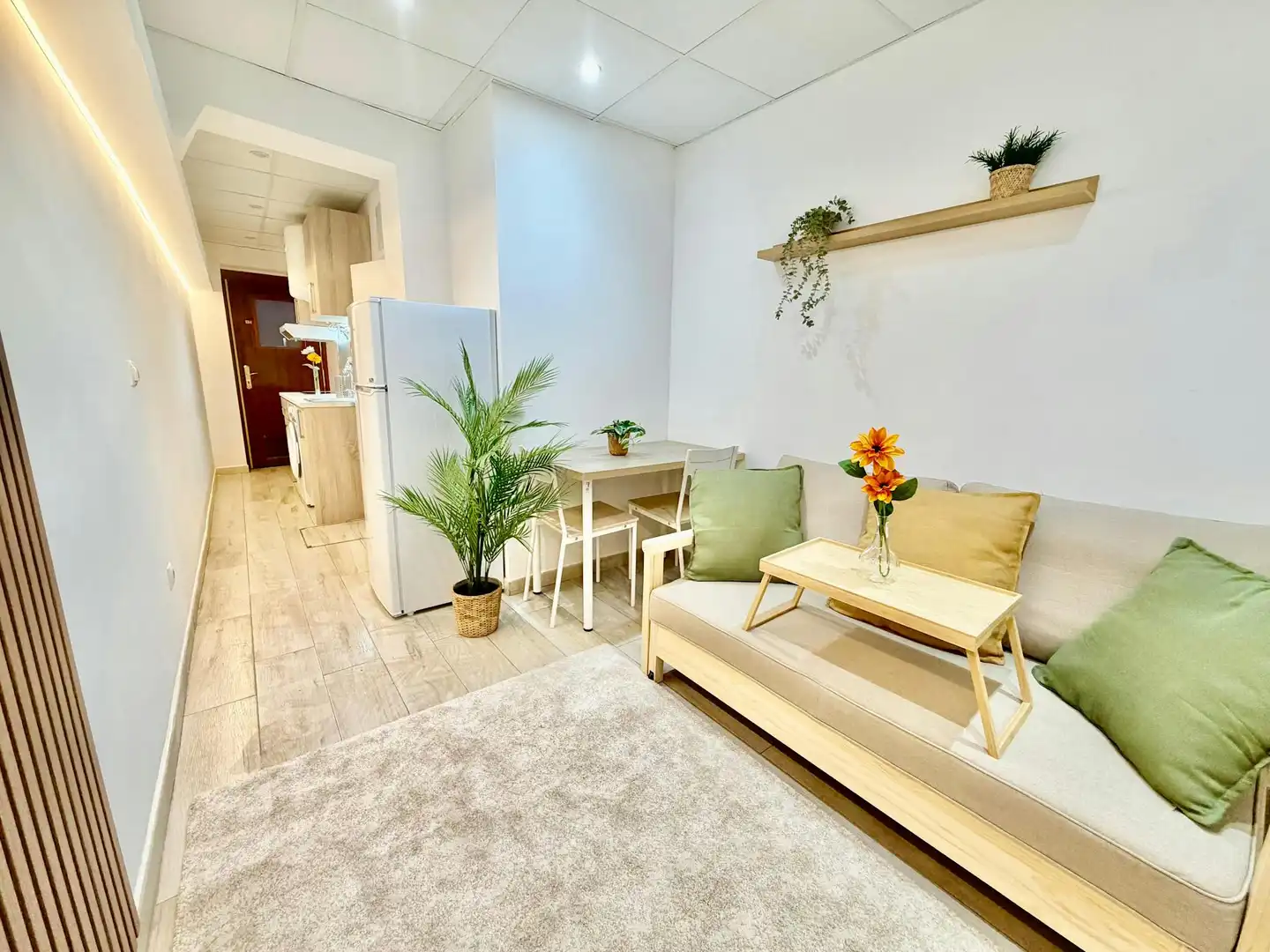 Living room of Flat for rent in Madrid  with Heating, Furnished and Washing machine