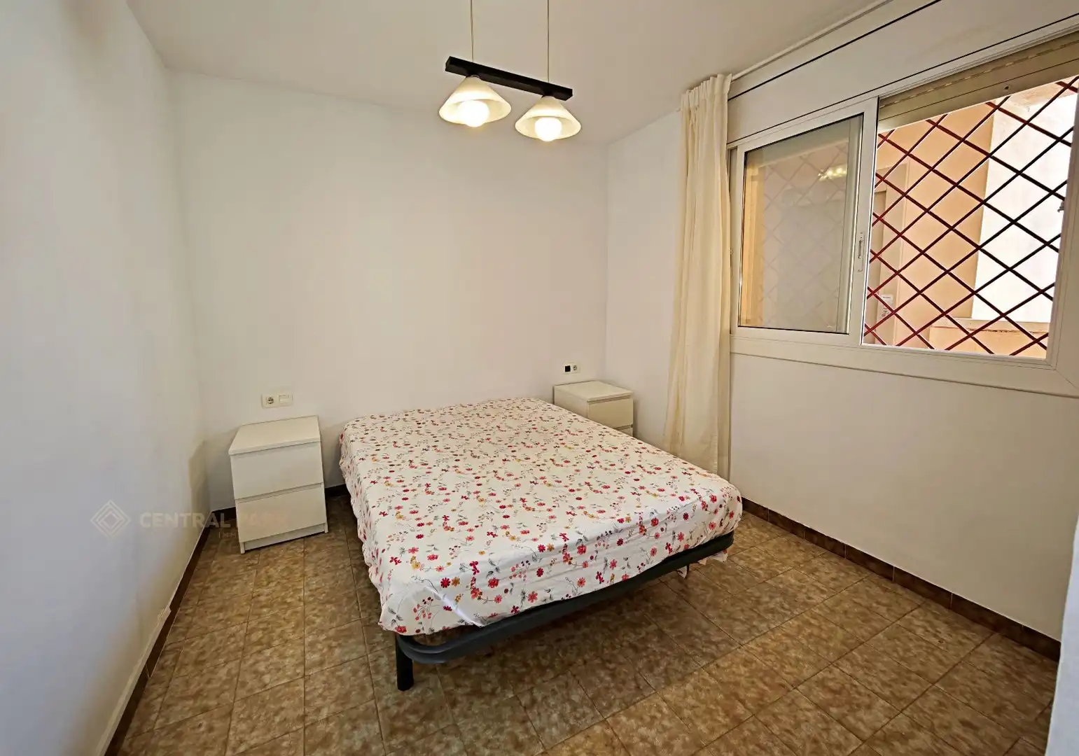 Habitación de Ático en venta en El Vendrell con Terraza y Balcón